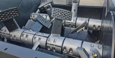 मिक्सर ब्लेड के लिए कठोरता की तुलना में प्रभाव प्रतिरोध क्षमता अधिक महत्वपूर्ण क्यों है?