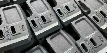 उच्च-क्रोमियम ब्लेड्स, मानक मिक्सर पार्ट्स से 200% अधिक समय तक चलते हैं, ऐसा क्या है?